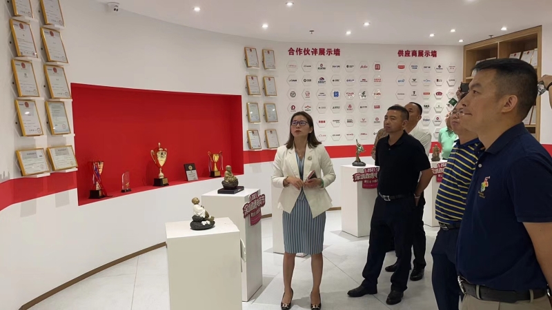 廣東省四川廣元商會領導走訪禮至集團